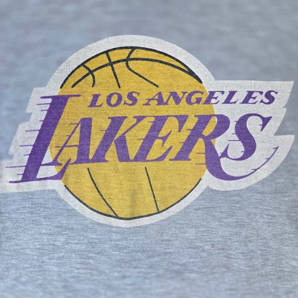 NBA Los Angeles Lakers LeBron James 6 Kids Sleepwear Shirt Gray Size S 6/7